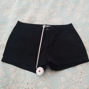 Old navy black size 6 shorts, 11.5" inseam